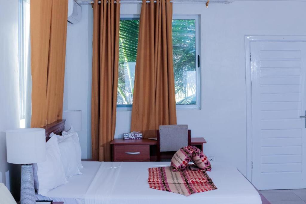 Ocean Green Beach Resort Prampram Luaran gambar